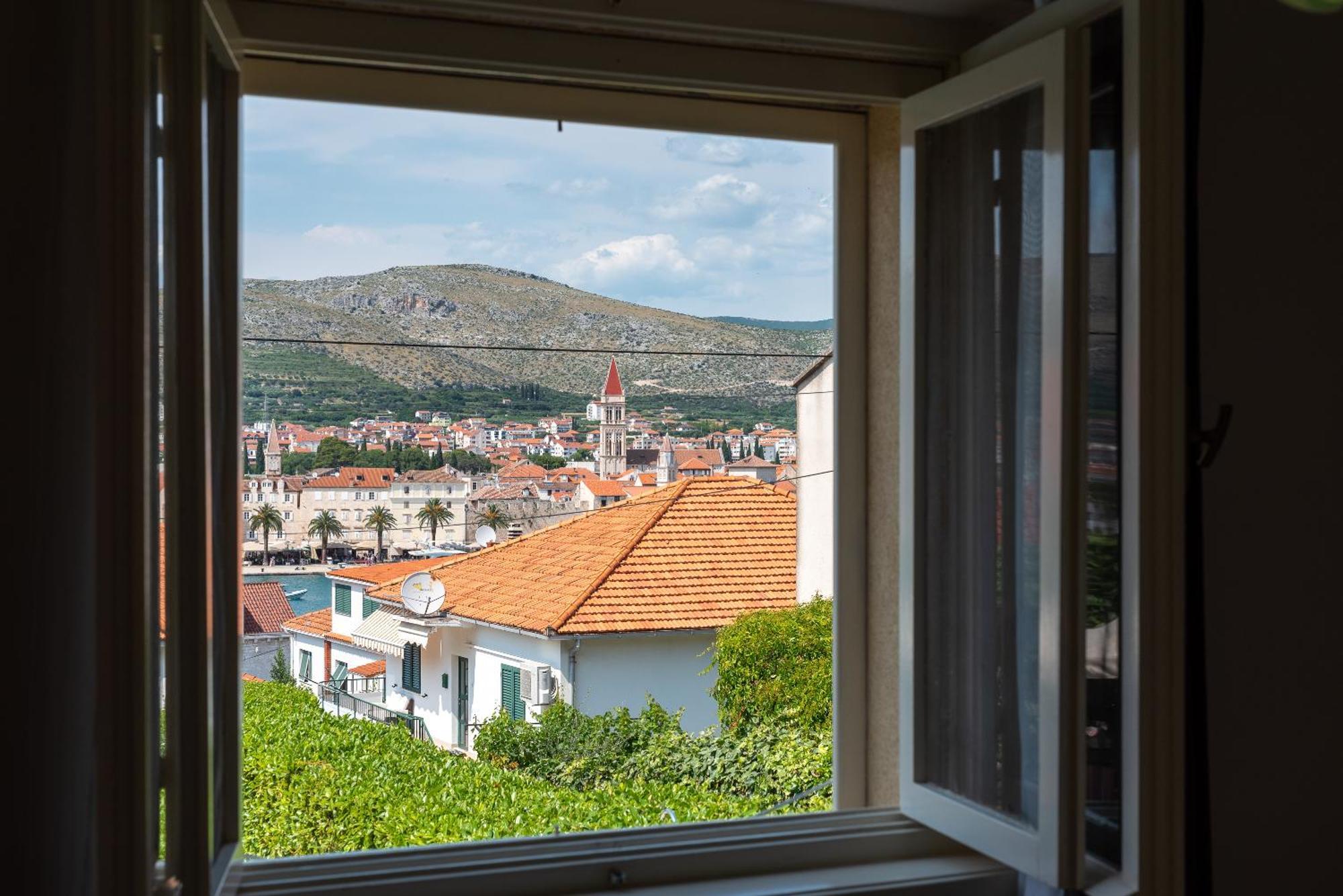 Guest House Bakica Trogir Extérieur photo