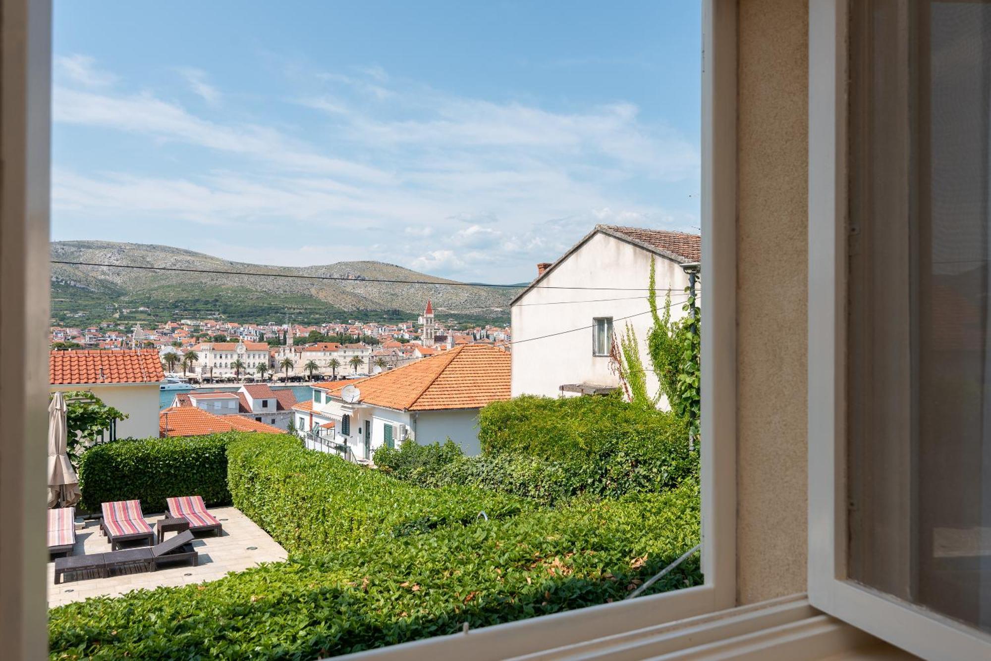 Guest House Bakica Trogir Extérieur photo