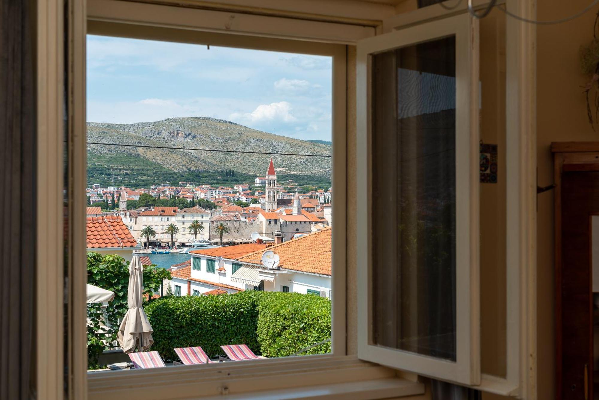Guest House Bakica Trogir Extérieur photo